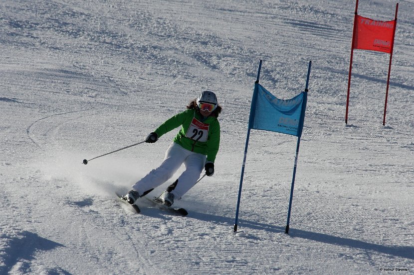 Vereinsriesentorlauf in Kössen