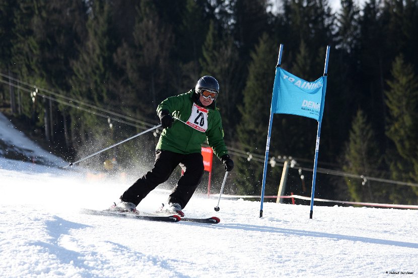 Vereinsriesentorlauf in Kössen