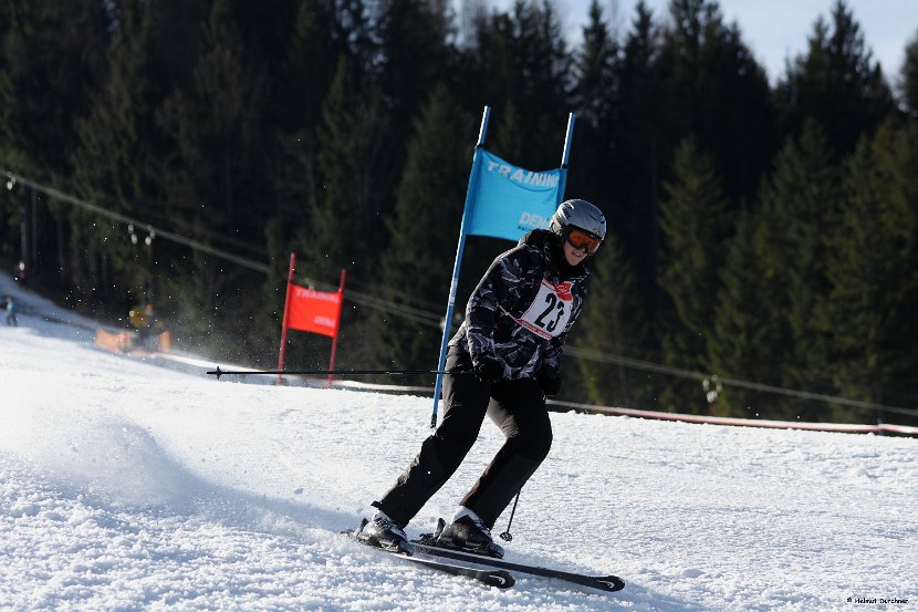 Vereinsriesentorlauf in Kössen